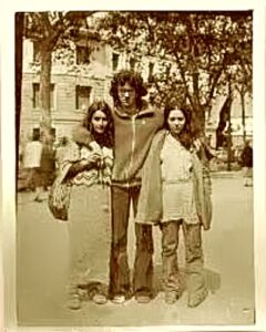 Roberto Bolaño con su familia
