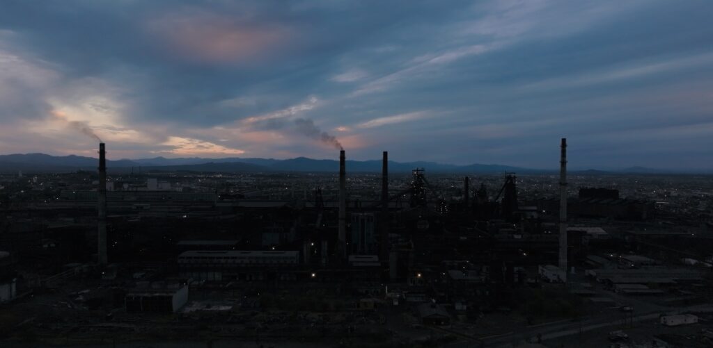 Anatomía del mal 8 Ciudad vista de arriba cielo amanecer