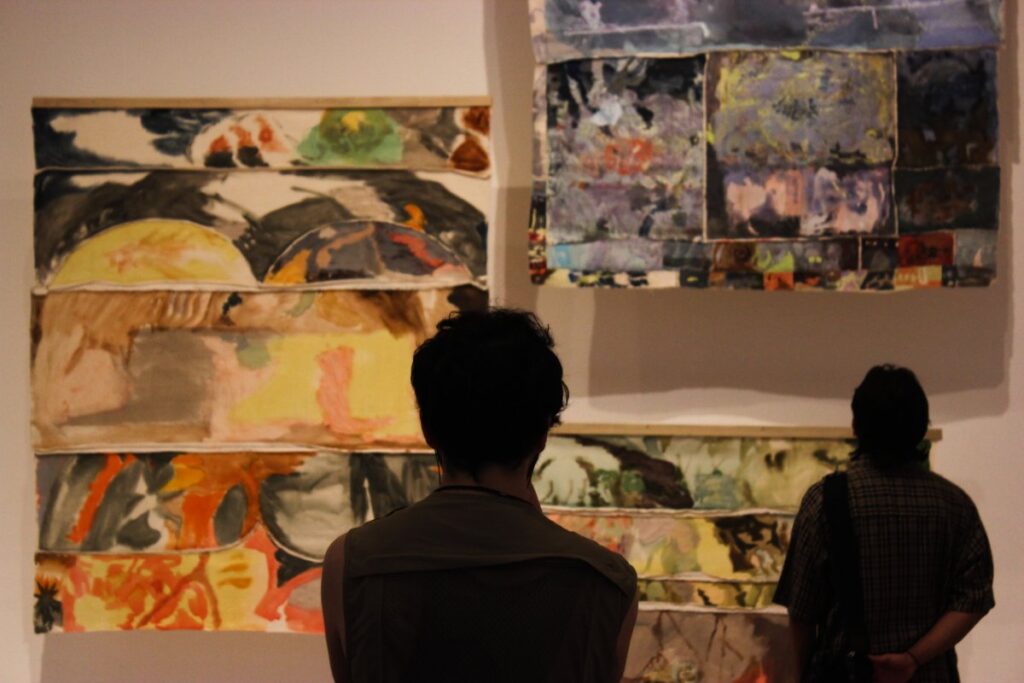 Mariana Paniagua (3) Hombres de espaldas pinturas primer plano